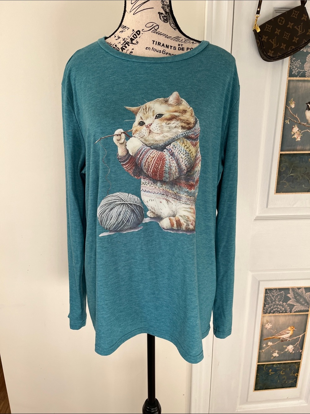 Teal Cat Graphic Long-Sleeve Top - Knit Yarn Cat Design
